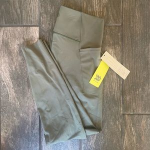 NEW Target Women’s All in Motion High-rise Leggings